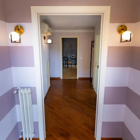 In A Tirrenia, Eleganza E Comfort A Pochi Passi Dal Mare Apartment *